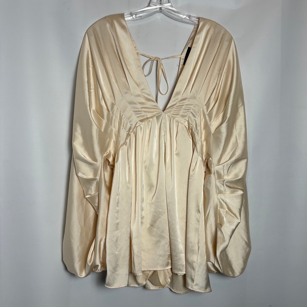THE SANG Champagne Satin Deep‎ V-Neck Balloon Sleeve Babydoll Romper M Whimsy